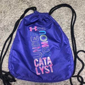 Under armour sling bag